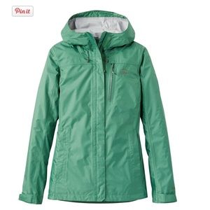 L.L. Bean Women’s Trail Model Rain Jacket Size XL Like New
